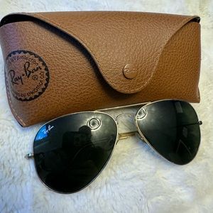 Authentic ray ban aviator style sunglasses